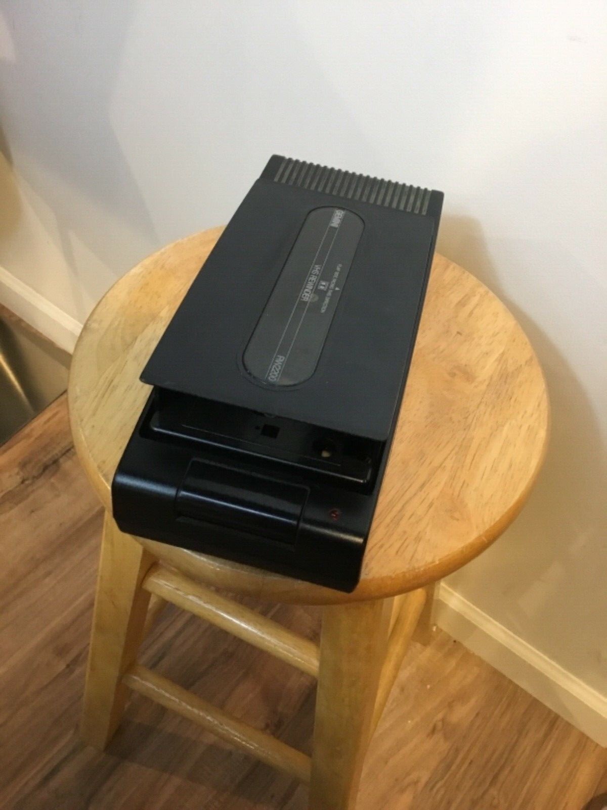 GEMINI video cassattee rewinder, RW1300 clean works great! VCR VHS