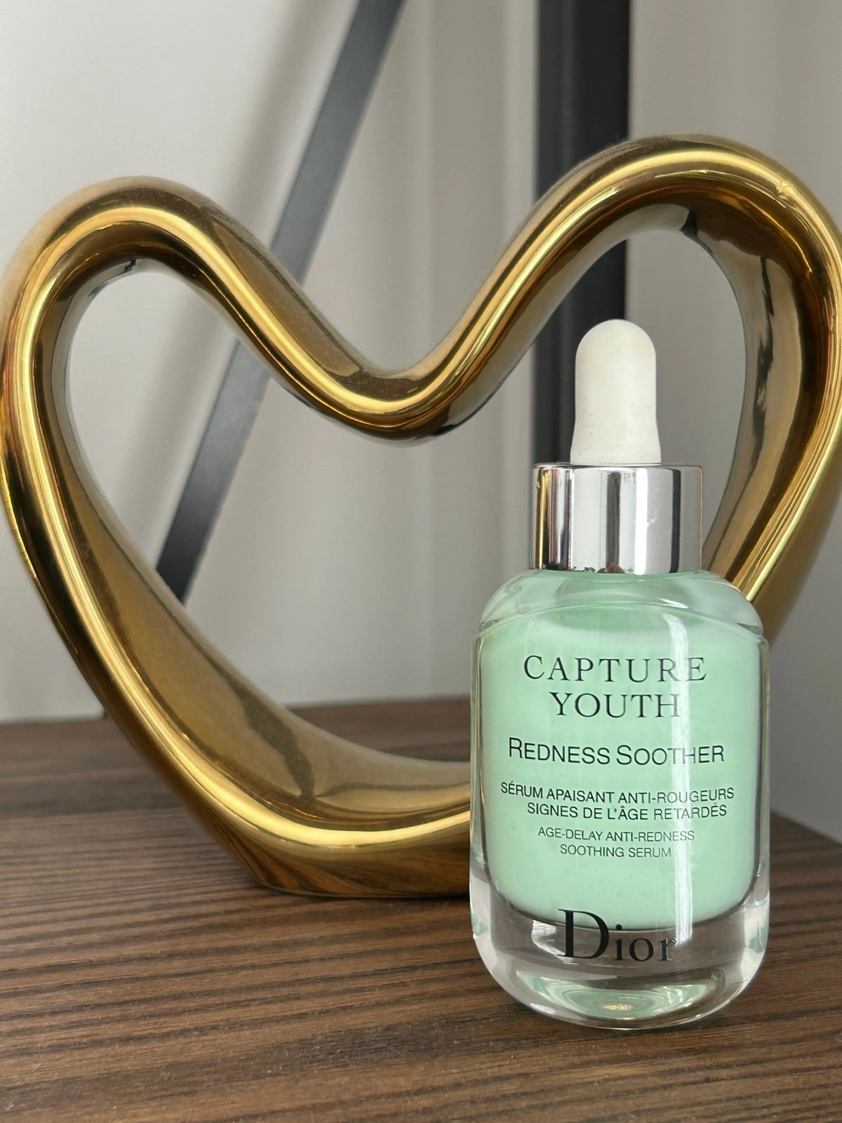 美容液 Dior CAPTURE YOUTH REDNESS SOOTHER 30ml Capture Youth Redness Soother Serum by Christian Dior for