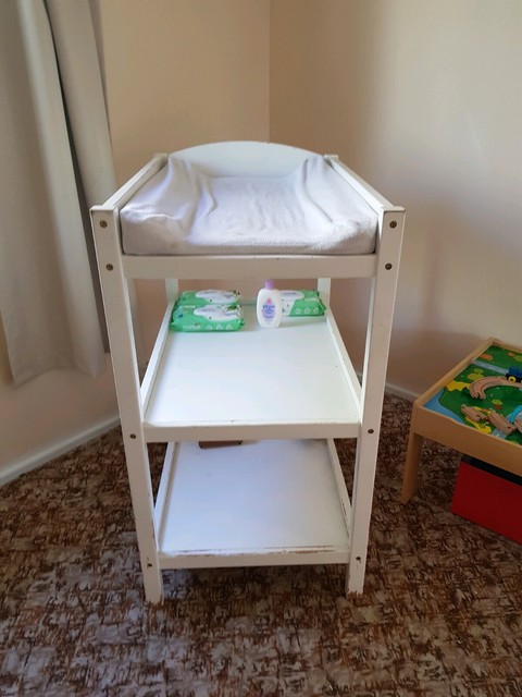 baby change table gumtree