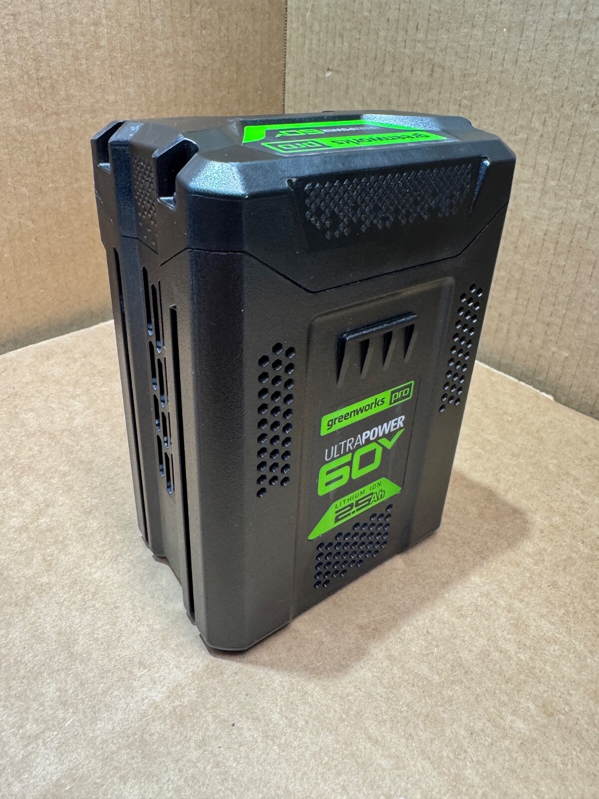 GREENWORKS PRO [LB6025] GENUINE ORIGINAL 60V MAX 2.5AH LITHIUM-ION BATTERY