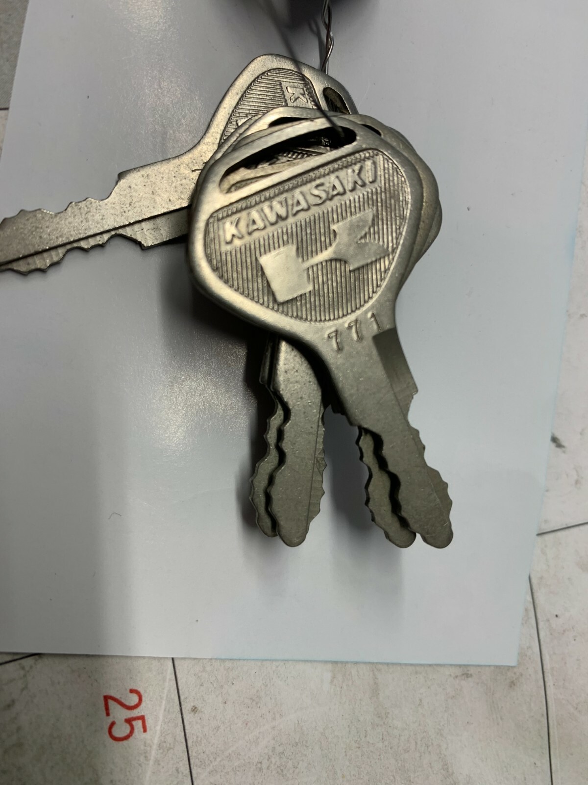 Kawasaki KZ Z1 Z1R Diamond Head Key # 771 NOS Ignition Key Rare