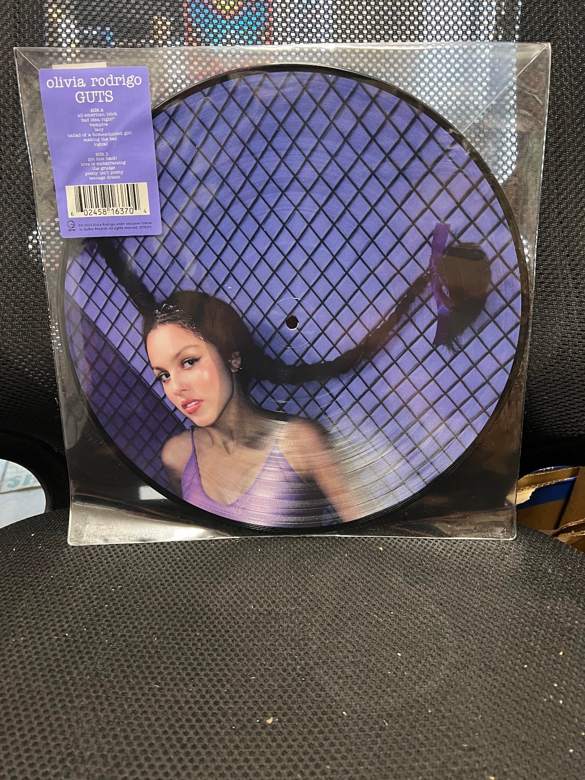 洋楽 Olivia Rodrigo Guts picture vinyl Amazon.com: Guts - Picture Disc: CDs & Vinyl