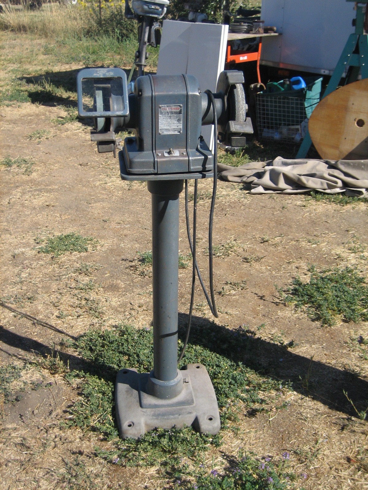 VINTAGE CRAFTSMAN BENCH GRINDER PEDESTAL/ 1/4 HP vintage craftsman Grinder