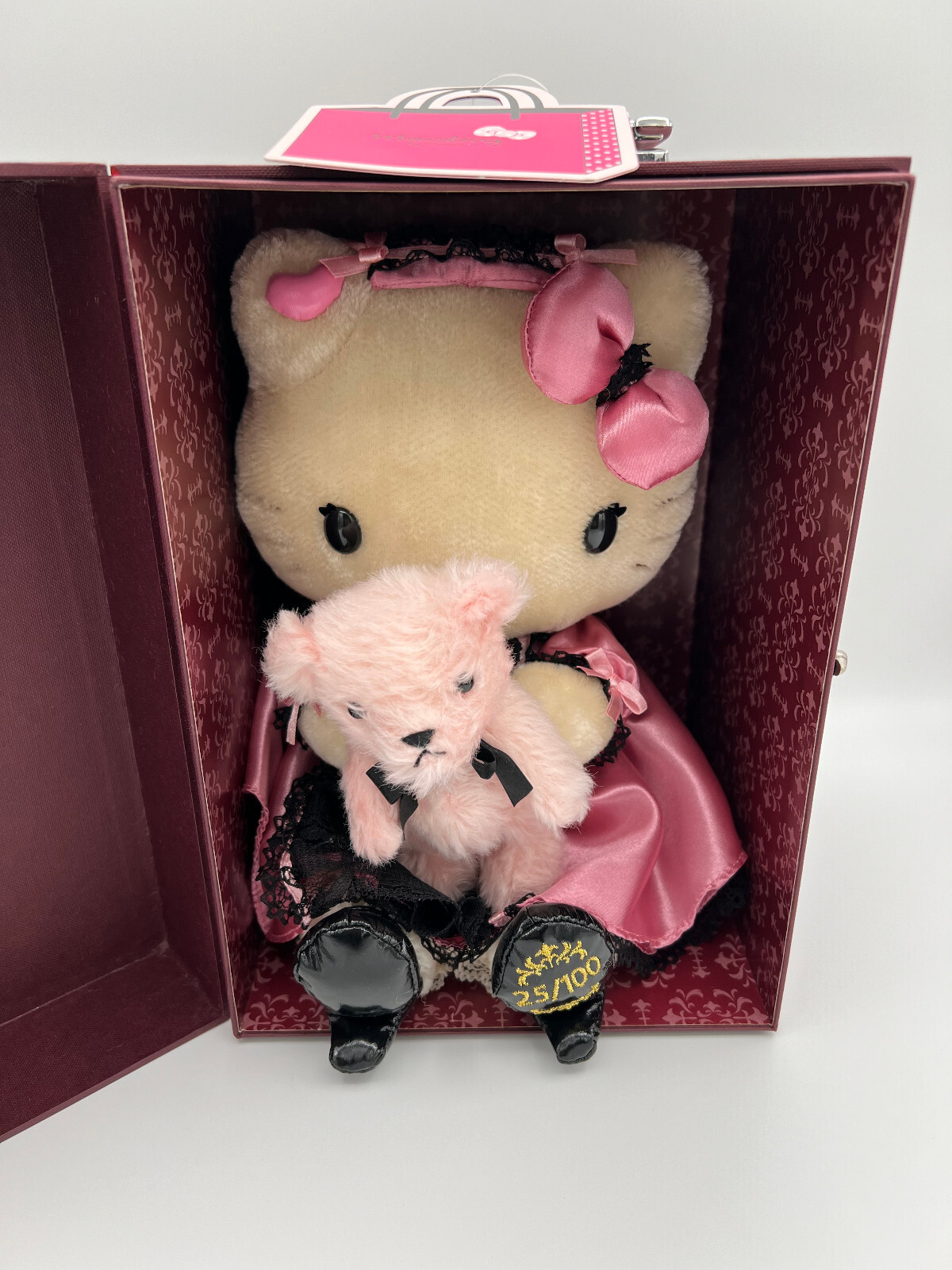 激レア　ハローキティ　Momoberry パールビーズストラップ　モモベリー 激レア ハローキティ Momoberry パールビーズストラップ モモベリー