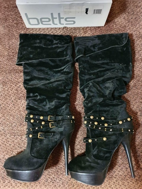 black boots betts