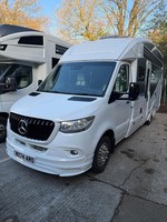 RC Motorhomes RC7M Motorhome Camper 