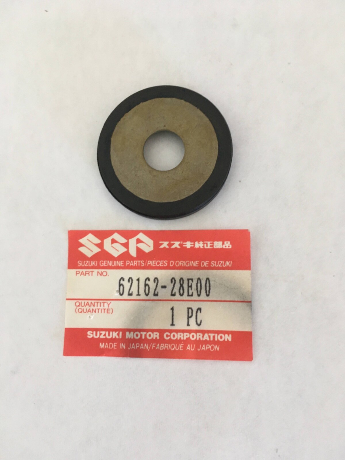 chie SUZUKI DUST SHIELD RM-125,250,DR-350,650,DRZ-125 62162-28E00