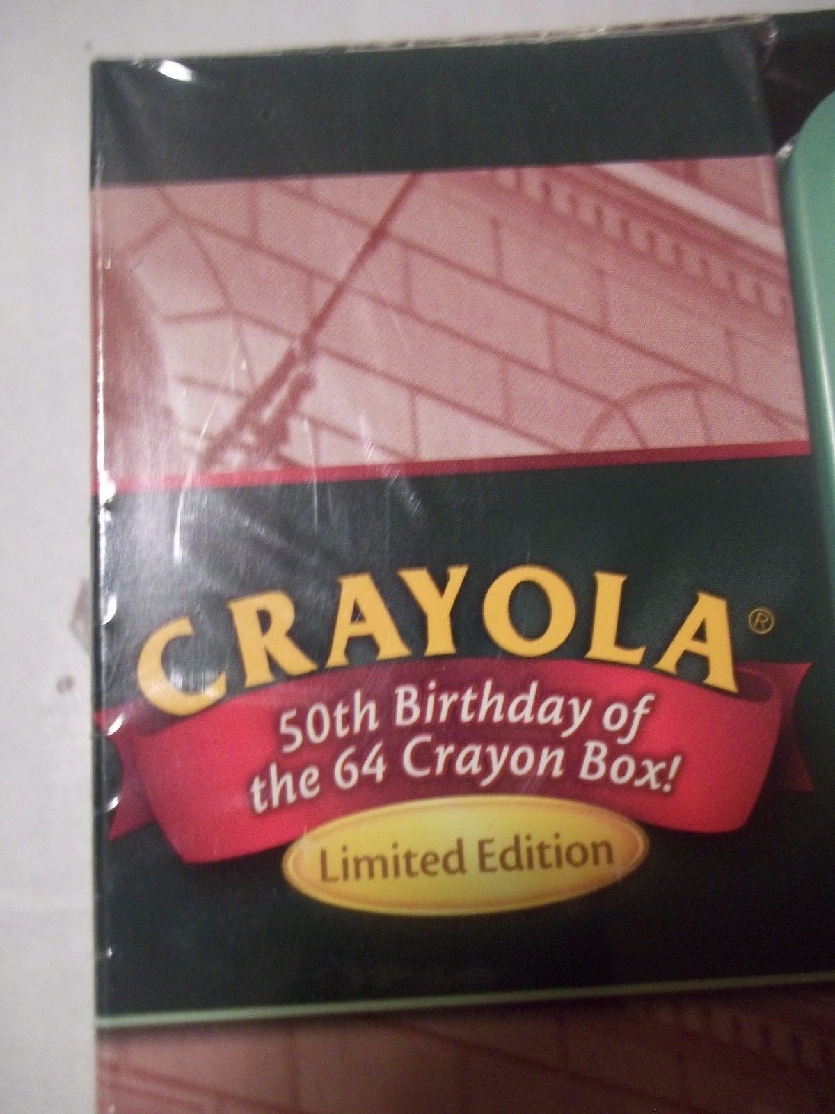 Crayola Limited Edition Collector Tin~1990~64 Box & 8 Retired Colors Crayons~NEW
