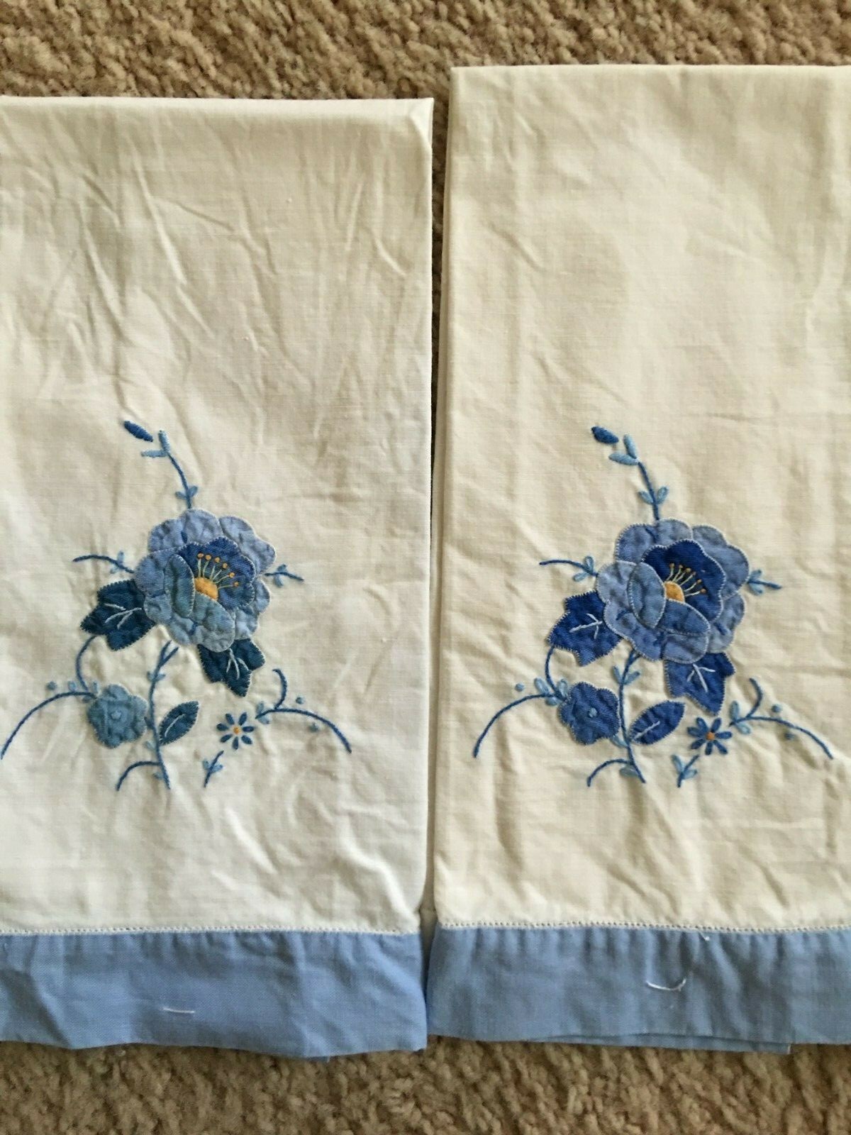 SET OF 5 VINTAGE  LINEN HAND TOWELS EMBROIDERED-APPLIQUE-CUT WORK