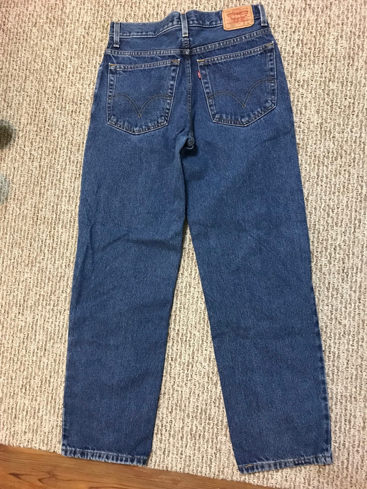 Levis 550 relaxed fit STUDENT red tab JEANS (size 20 reg 30 x 30  )