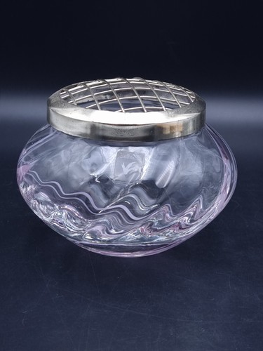Caithness Pink Swirl Glass Rose Vase