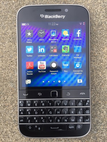 BlackBerry q20 Classic スマートフォン 本体 Blackberry Classic Q20 Black Unlocked 16GB 3.5