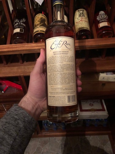 2008 Eagle Rare 17 Yr ! .. Collectible Bottle Pappy Weller