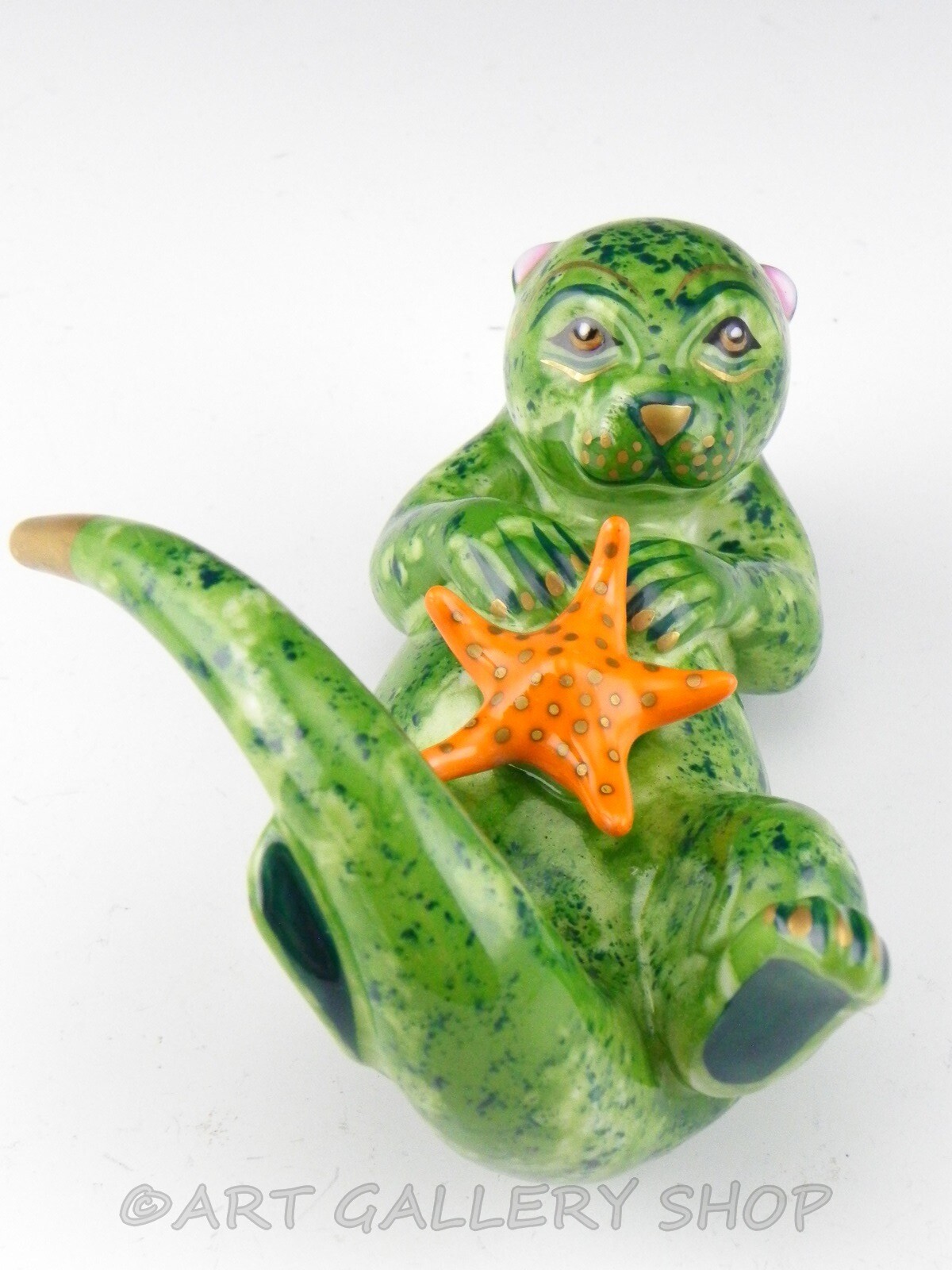 Hollohaza Hungary Porcelain Figurine By Lynn Chase HANDPAINTED SEA OTTER Mint