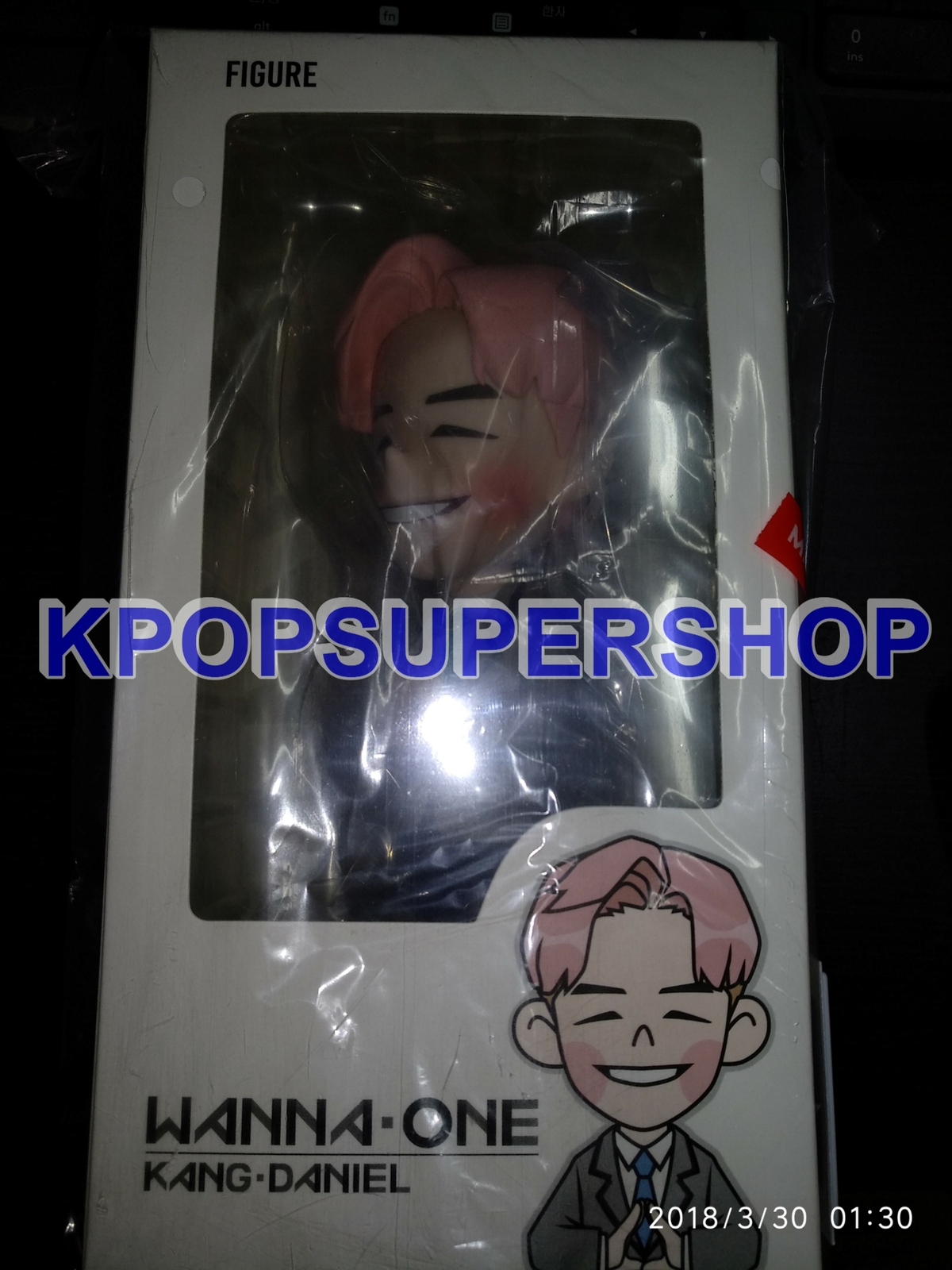 Wanna One One: The Worldカンダニエルセット フィギュア Kang Daniel Wanna One 4 Inch Figure Official Merchandise New