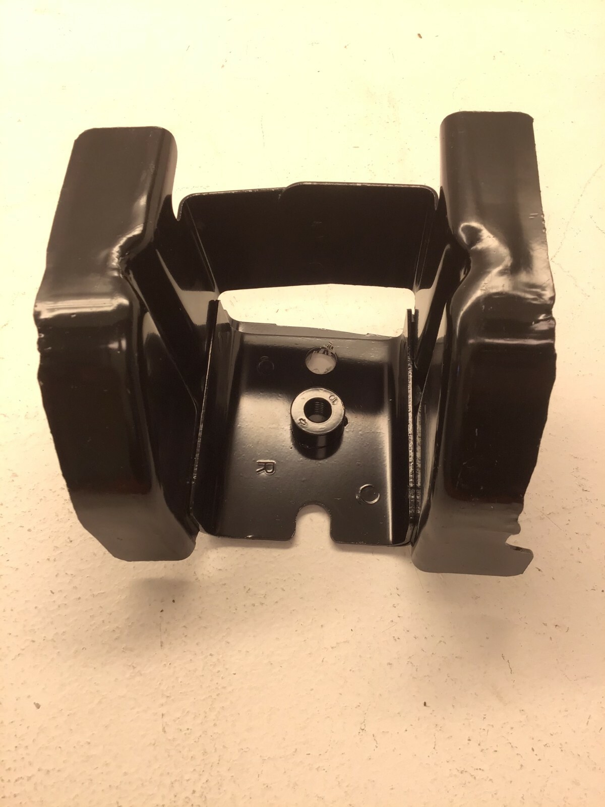 2009-2019 Ford Flex Lincoln MKT OEM Rear Right Bumper Bracket 8A8Z-17A750-A