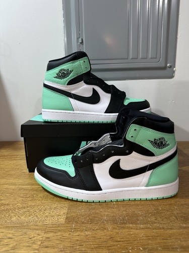 靴 Nike Air Jordan 1 High OG \"Green Glow Air Jordan 1 High OG Green Glow - YouTube