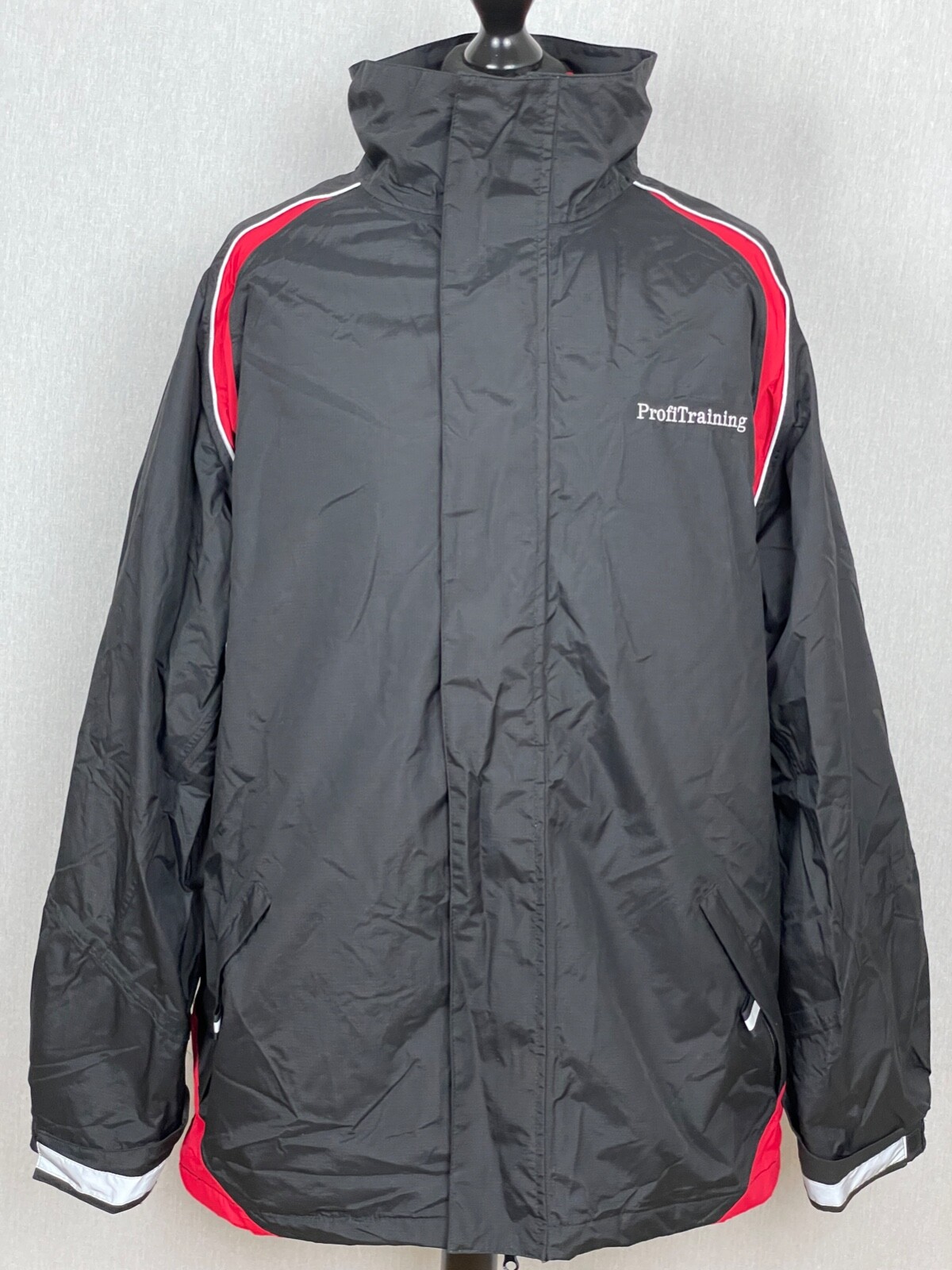 Mercedes Benz ProfiTraining Men's Jacket Size 2XL Wind Rain Mercedes Benz ProfiTraining Men's Jacket Size 2XL Wind Rain