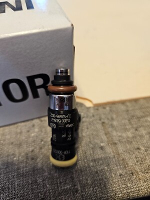NEW LEFT-OVER STOCK GENUINE BOSCH CNG NG12 INJECTORS.  0280158842 BRAND NEW