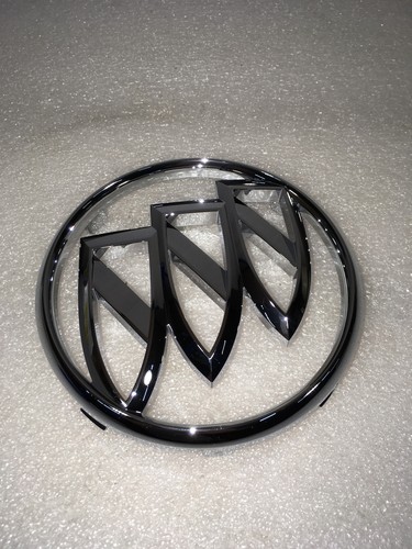 GMページ BUICK REGAL CHROME TRI SHIELD GRILLE EMBLEM LOGO 2011-2013