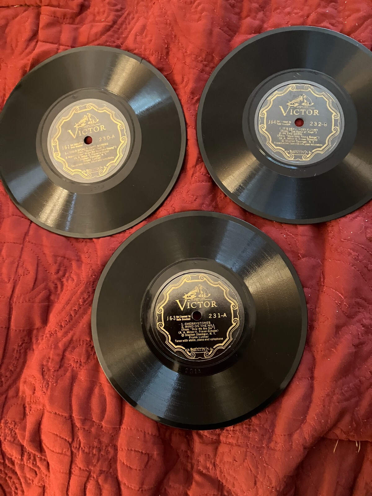 Victor 7 Inch 78RPM Records #230 - 232 More Winnie the Pooh Victor 7 Inch 78RPM Records #230 - 232 More Winnie the Pooh