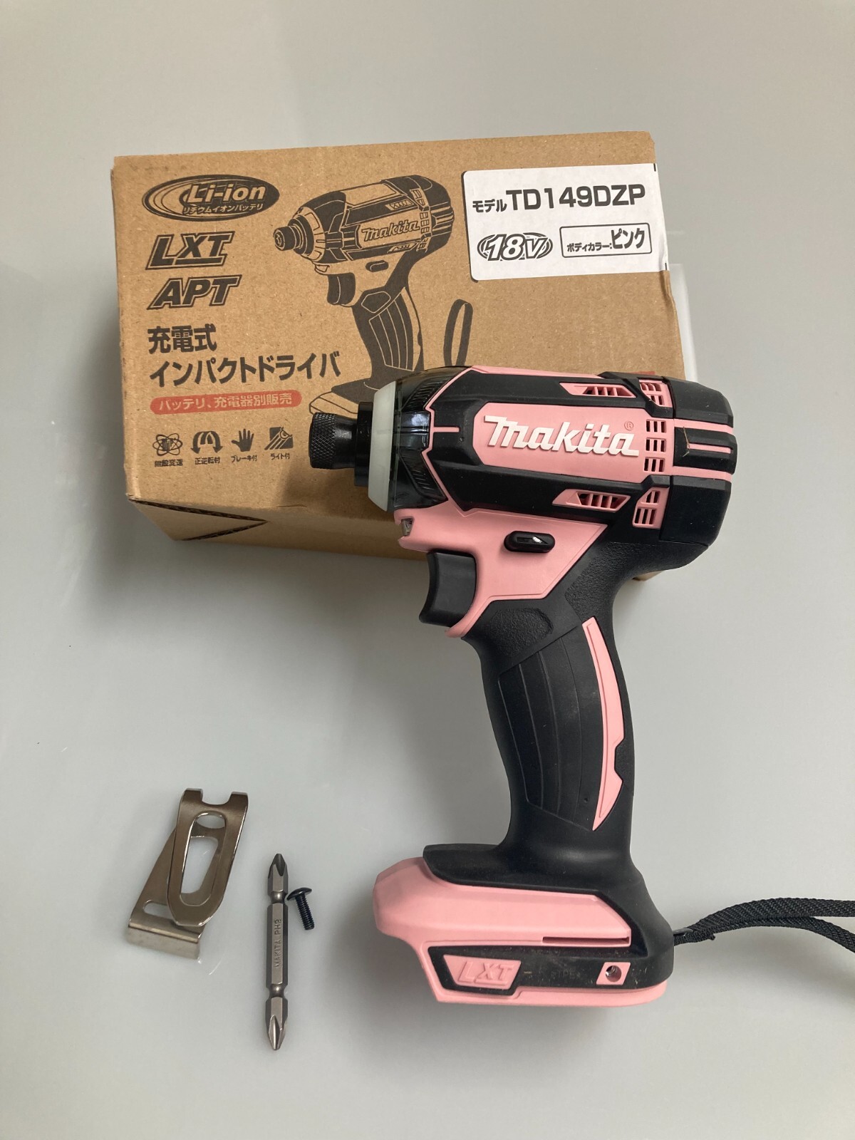 マキタ 18V 充電式インパクトドライバ TD149D(ピンク) 本体＋ケース 