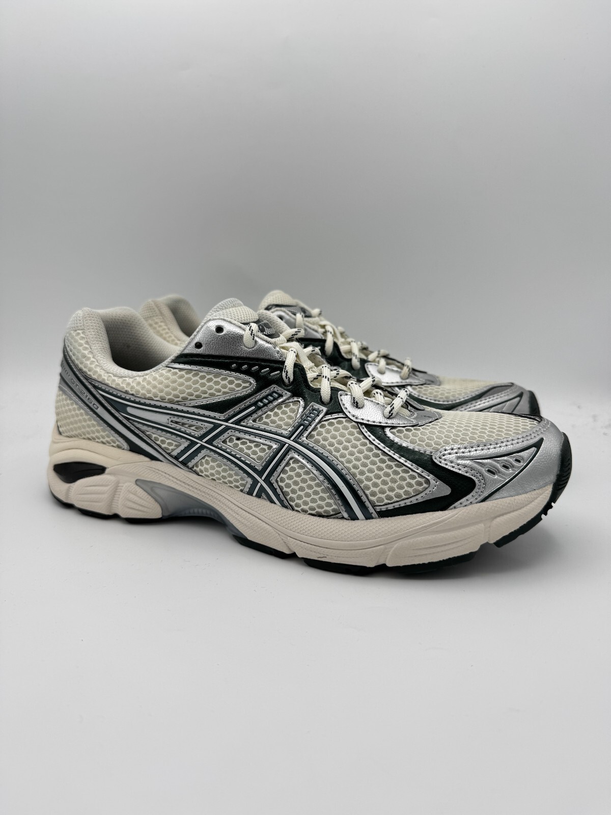 Size 9.5 - Kith x Asics GT-2160 Scarab Black Cream White Size 9.5 - Kith x Asics GT-2160 Scarab Black Cream White
