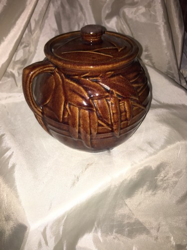 Vintage McCoy Signed Brown Glazed Pottery Single Handle Bean Pot Pea Pod Deco