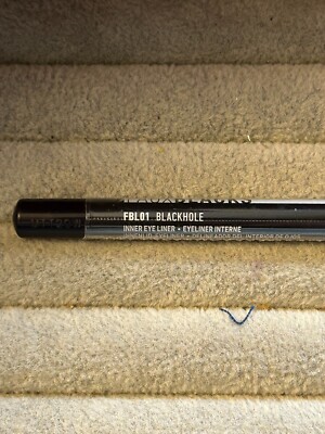NYX PROFESSIONAL MAKEUP Faux Blacks Eyeliner Pencil (Volume Discount)
