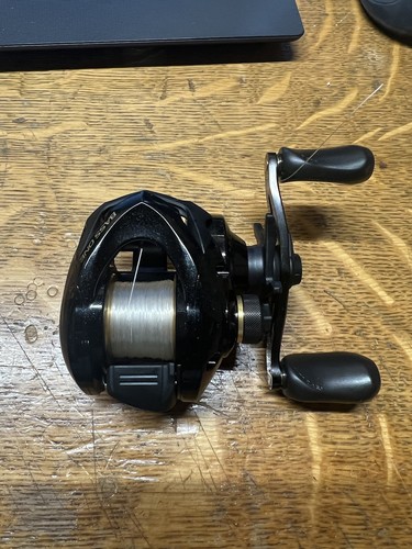 SHIMANO BASS ONE XT 150 Bait Casting Reel