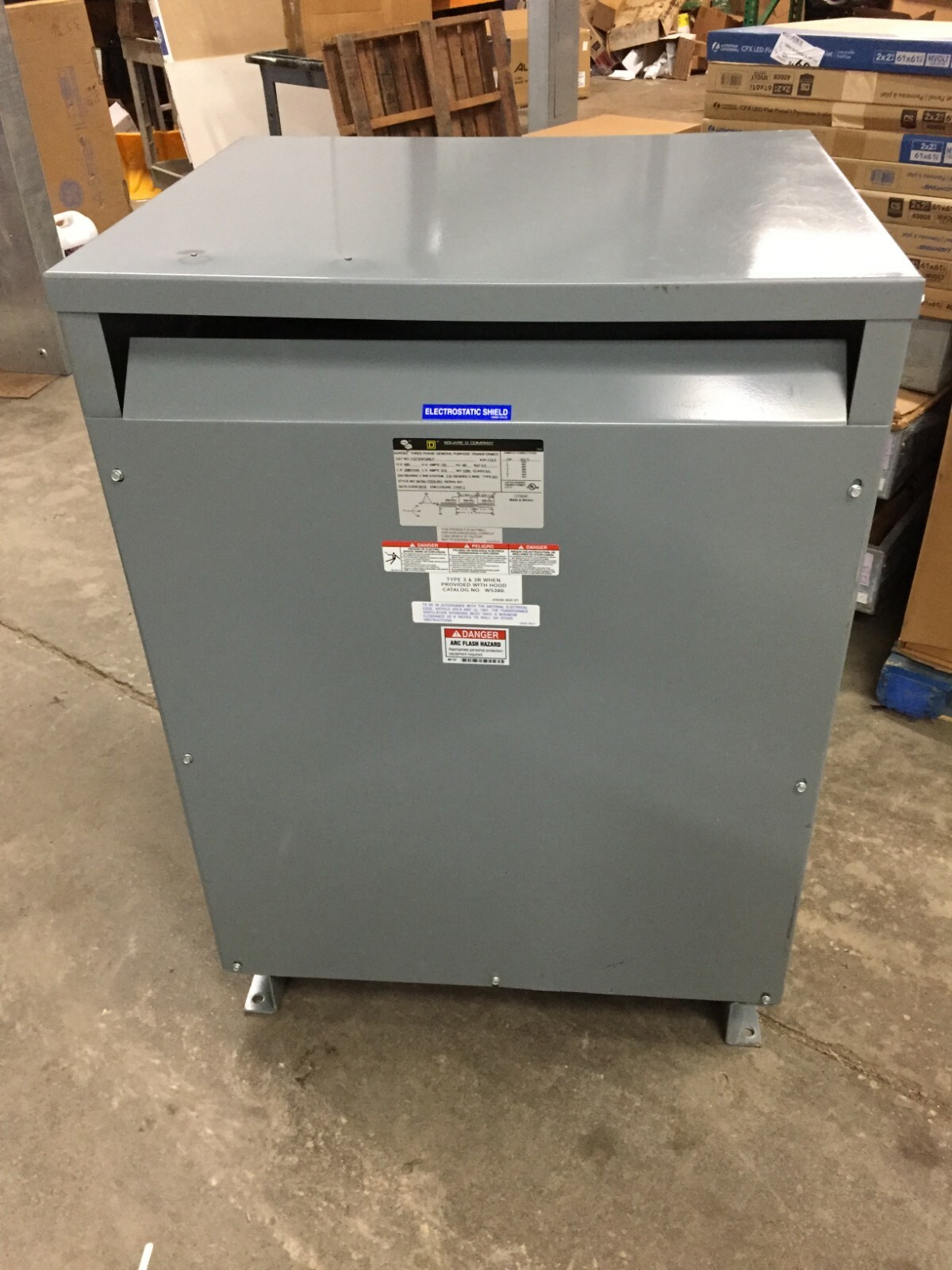 SQUARE D 112T3HF1SNLP 112.5 KVA 480 HIGH 208/120 LOW 3 PHASE