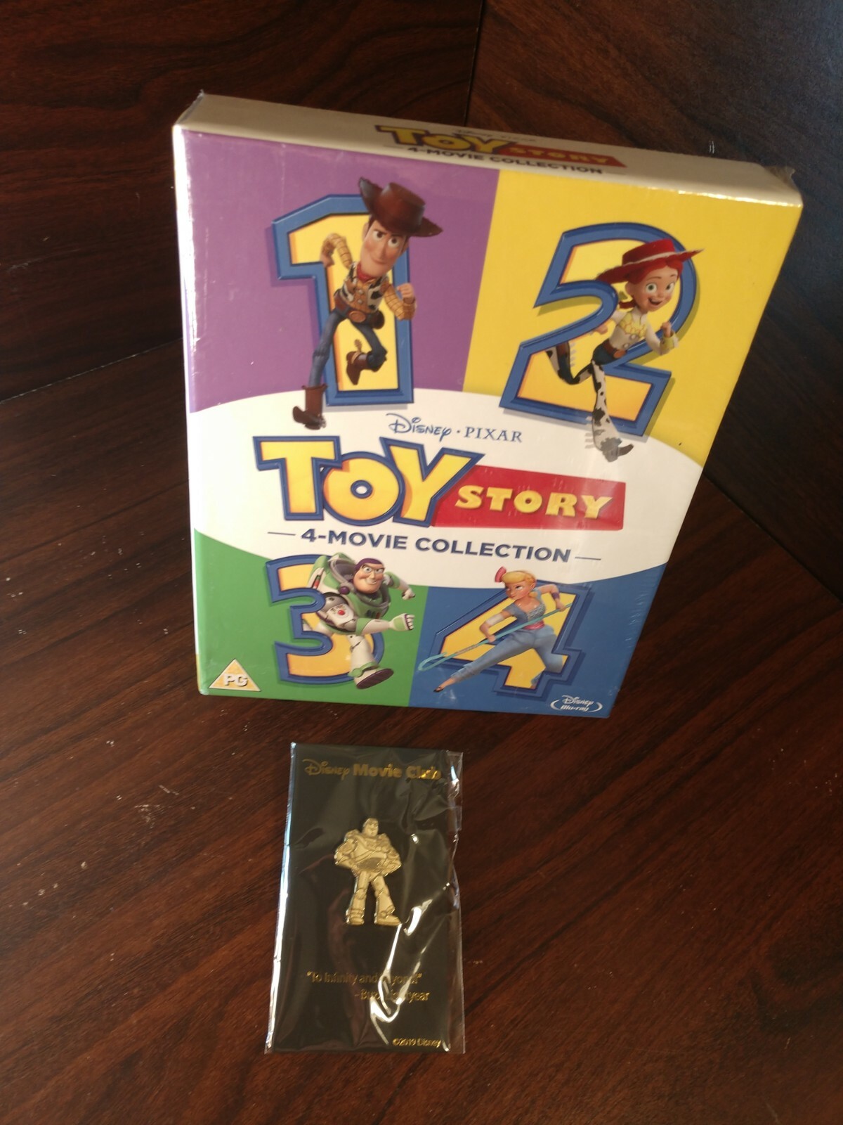 Disney's Toy Story 4 Movie Collection (Blu-ray)+Buzz