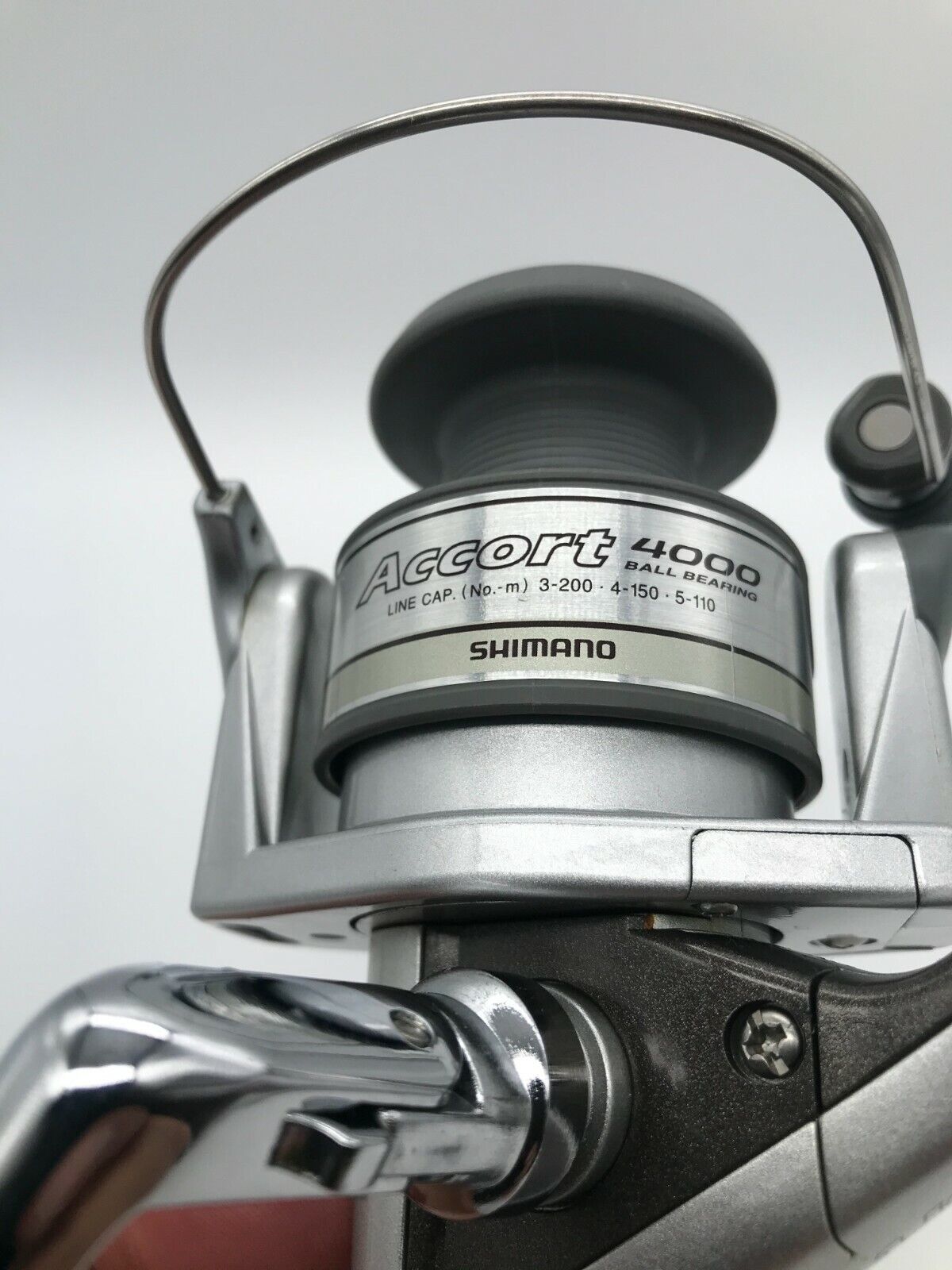 Shimano Accort 4000 Spinning reel Excellent+ condition from Shimano Accort 4000 Spinning reel Excellent+ condition from