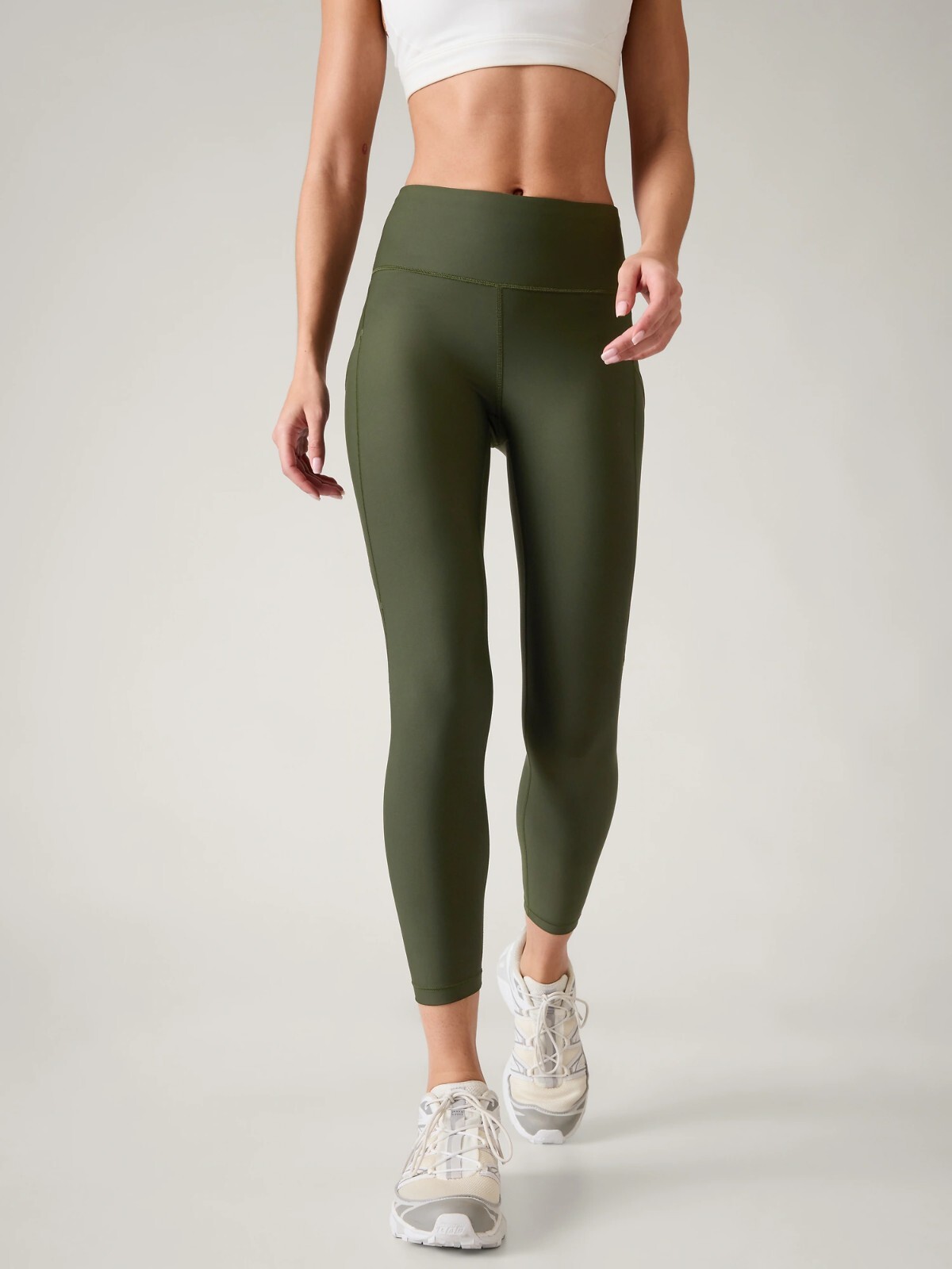NWOT Athleta INTERVAL STASH 7/8 TIGHT, Aspen Olive SIZE S
