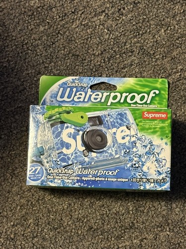 Supreme QuickSnap Waterproof Camera カメラ Supreme FujiFilm