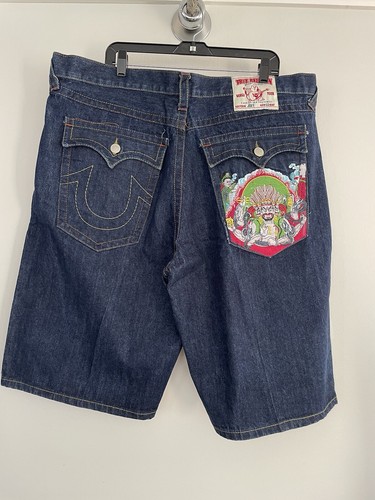 パンツ True religion damaged denim shorts 00s True Religion Super T Flap Moondaisy Spicy Shorts | Zumiez