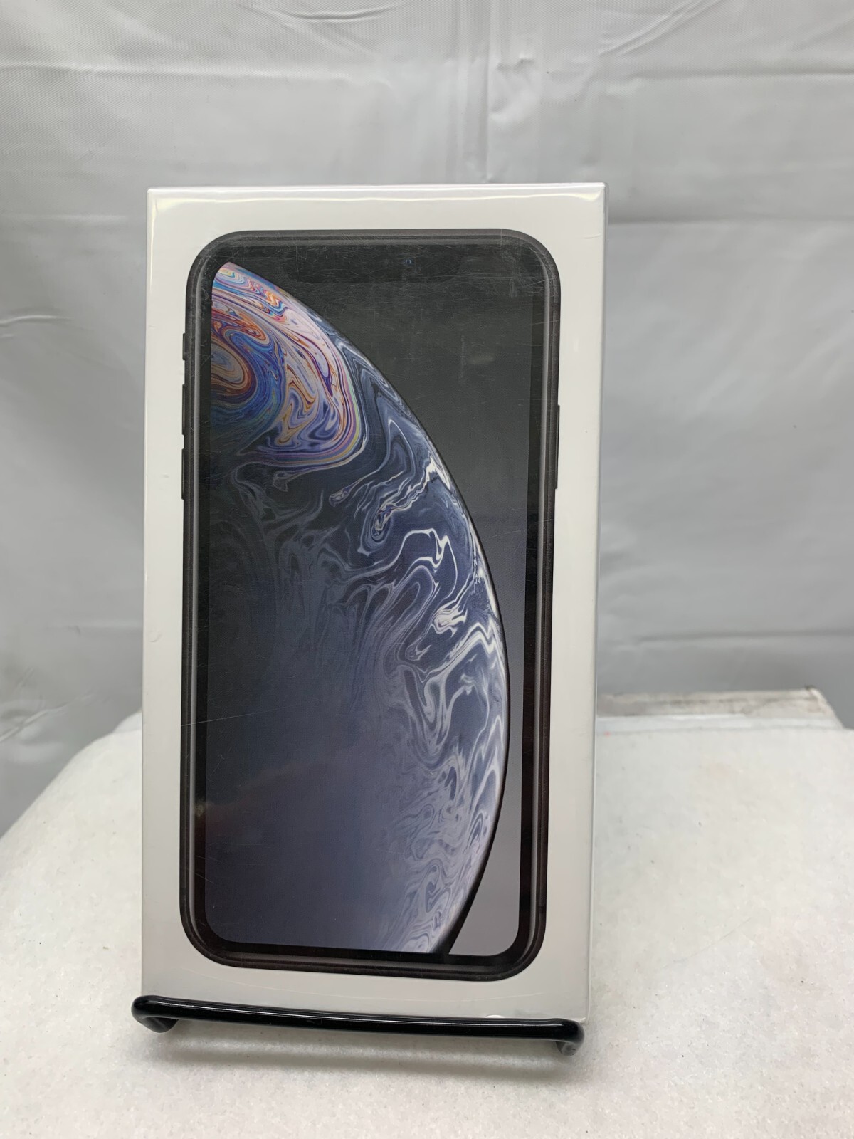 Apple iPhone XR ブラック 本体 Amazon.com: Apple iPhone XR, Fully Unlocked, 64 GB - Black
