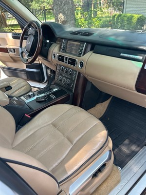 image 6 of interior