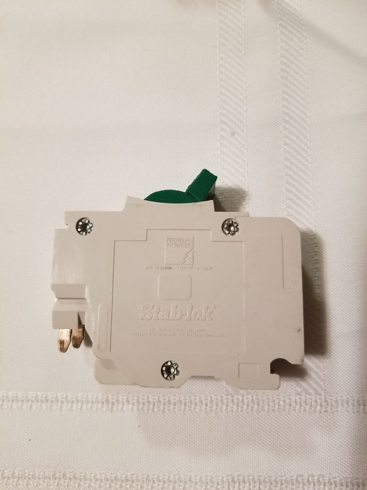 Federal Pioneer Stab-lok 30 Amp 2 pole type Circuit Breaker Slimline white