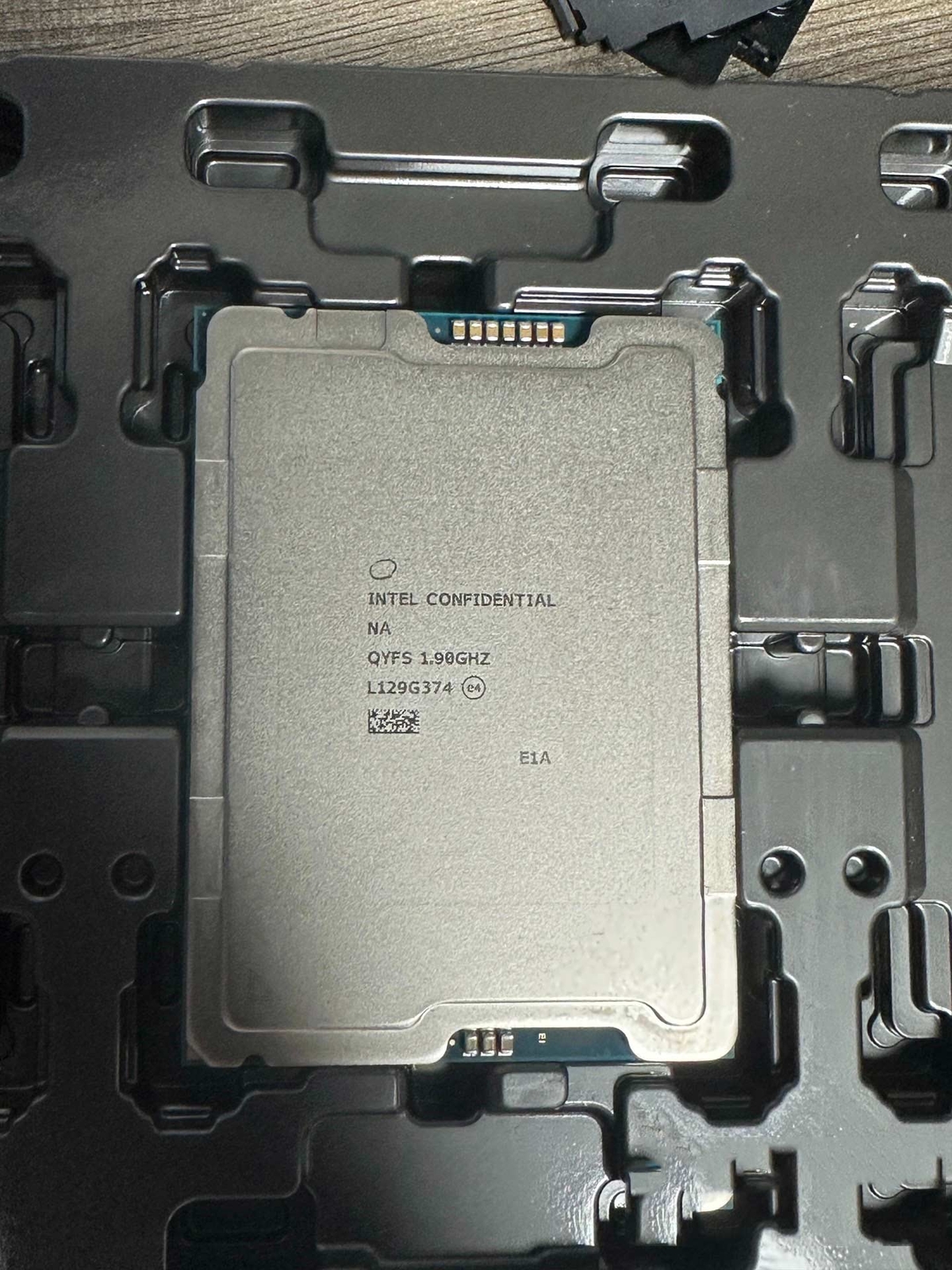 Processeur Intel Xeon Platinum 8473C, 2.10 GHz, 52 Cœurs, 104 Threads, LGA-4677