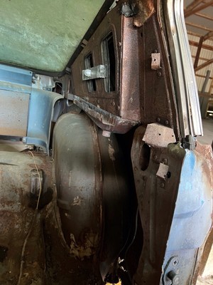 image 12 of interior