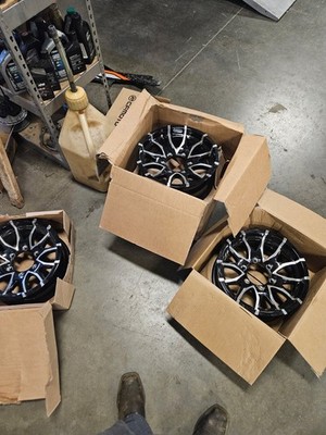 Zdjęcia przedmiotu od zweryfikowanego kupującego