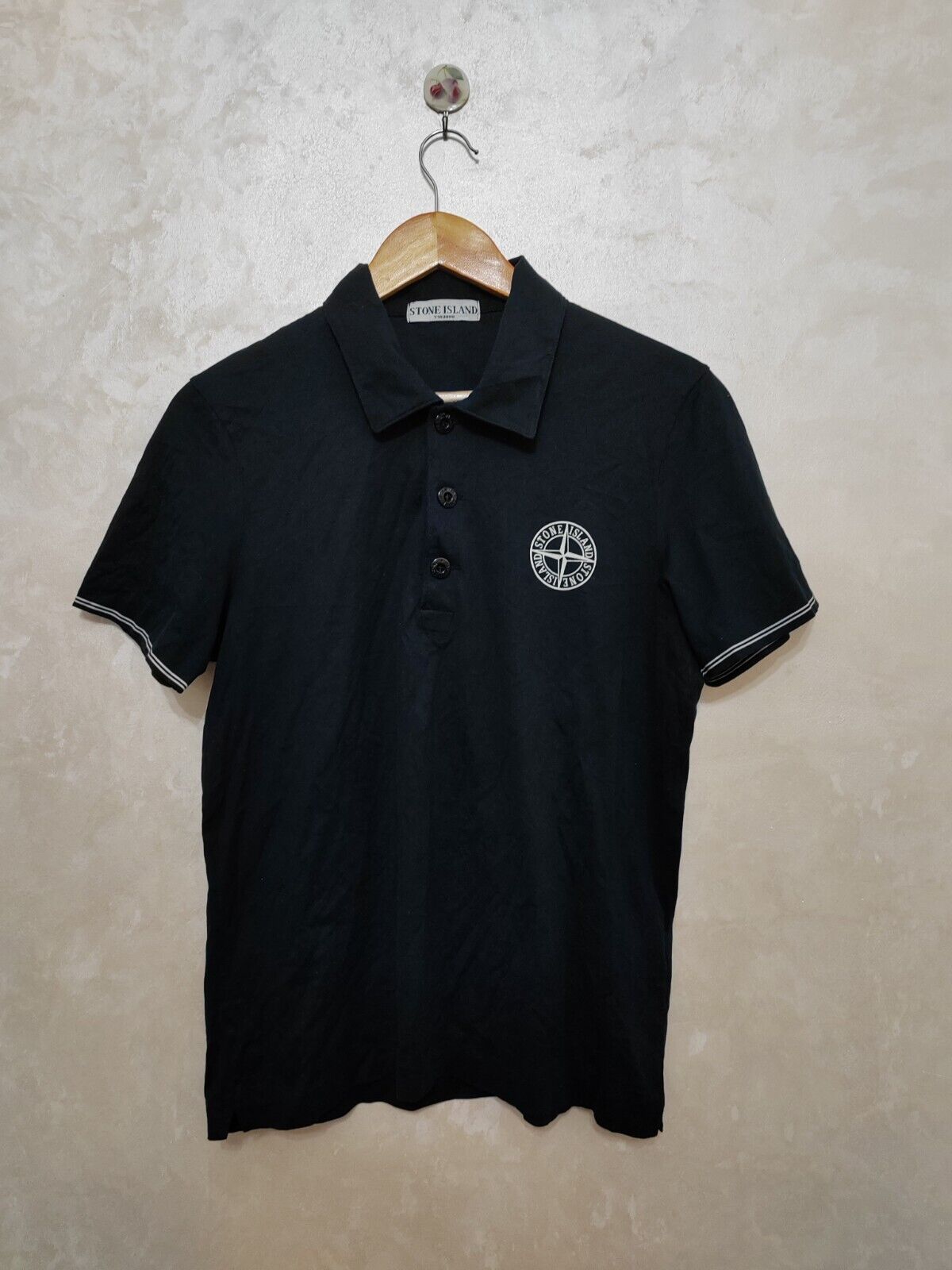 STONE ISLAND VINTAGE POLO SHIRT COTTON MEDUIM RARE MADE IN STONE ISLAND VINTAGE POLO SHIRT COTTON MEDUIM RARE MADE IN