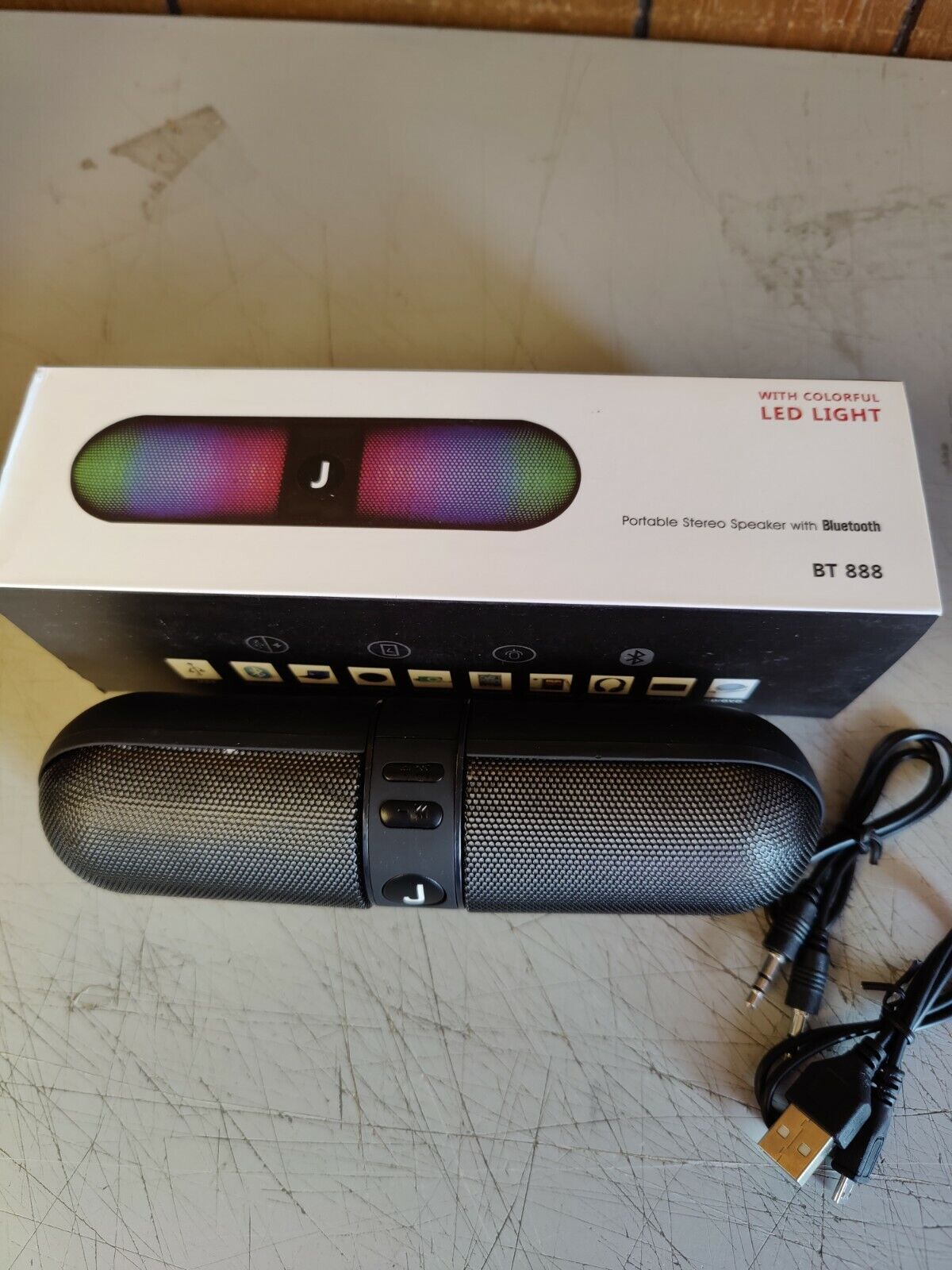 J PORTABLE STEREO SPEAKER W/ BLUETOOTH W/COLOR LED LIGHT BT888 QTY 2 J PORTABLE STEREO SPEAKER W/ BLUETOOTH W/COLOR LED LIGHT BT888 QTY 2
