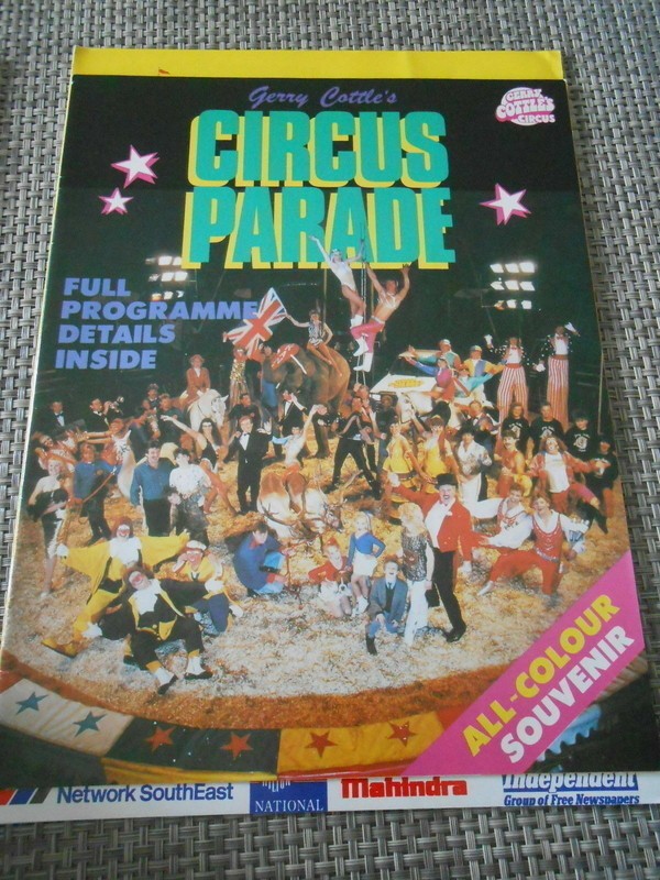 Programme Cirque/Circus Program 1992 Circus Cottle'S Circus Parade