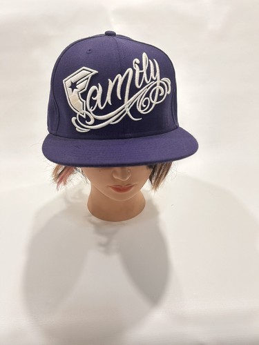 FAMOUS STARS & STRAPS Very rare FlexFit Hat S/M Vtg t-shirt