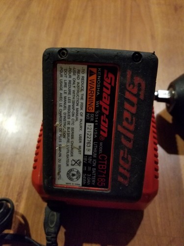 Snap On Tools 1/2” Drive Cordless Impact 18V 1 Battery And Charger # CT8850O !