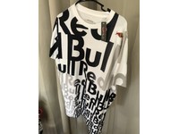 セカイモン レッドブル アスリート Tシャツ Ebay公認海外通販 日本語サポート 日本円決済