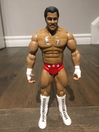 WWF WWE JAKKS CLASSIC SUPERSTARS ROCKY JOHNSON WRESTLING