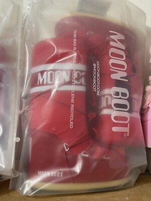 Tecnica Moon Boots RED Nylon  Women's Size 7 - 8.5